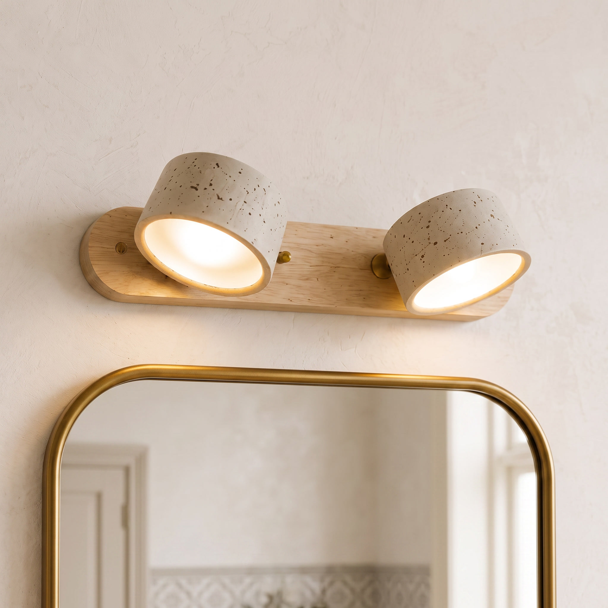 Lorenza Wall Sconce